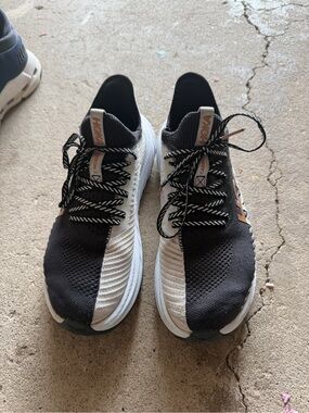 Running shoes
